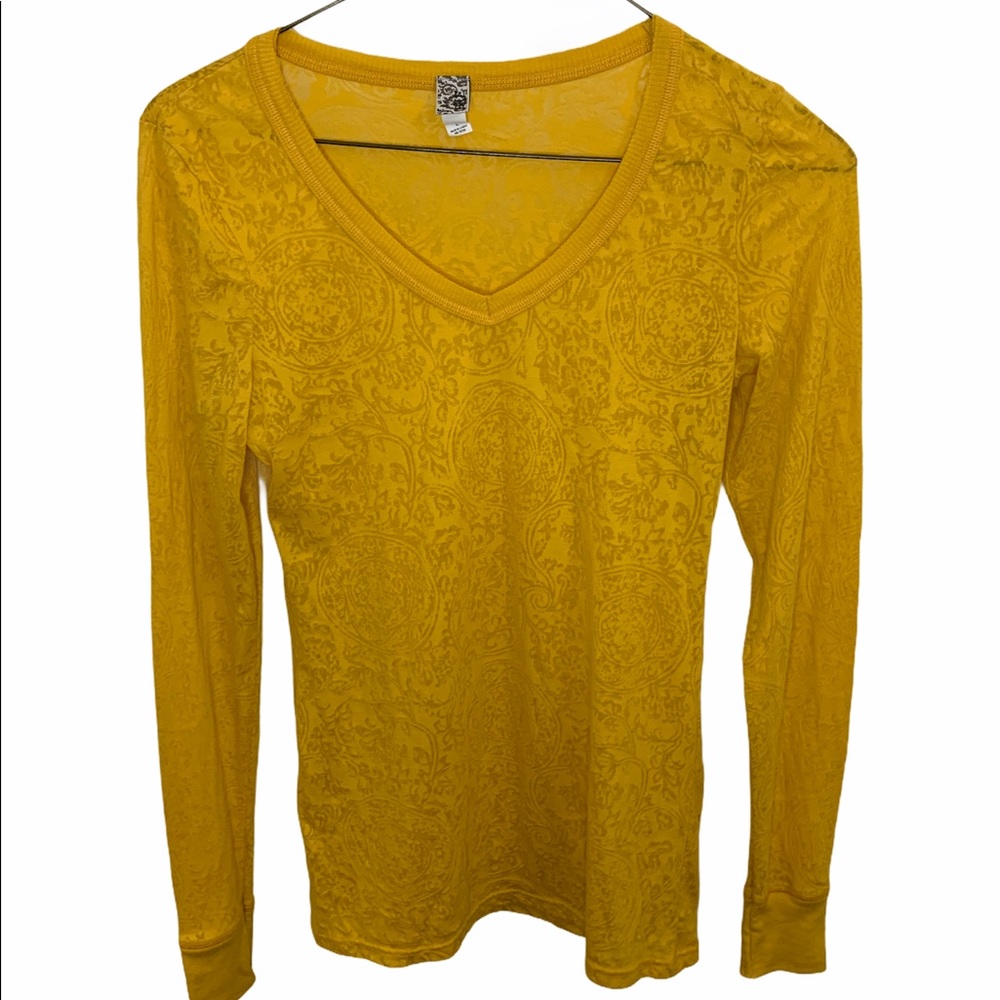 Buckle BKE Mustard Yellow Long Sleeve Top Large